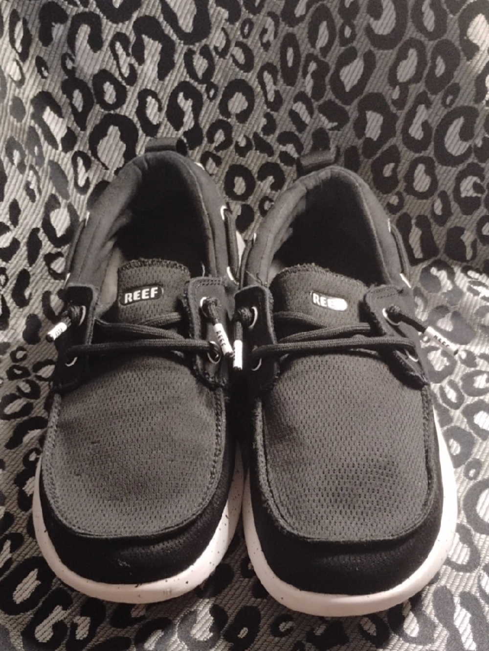 Reef Men's Black Mesh Boat Shoes with White Sole NIB